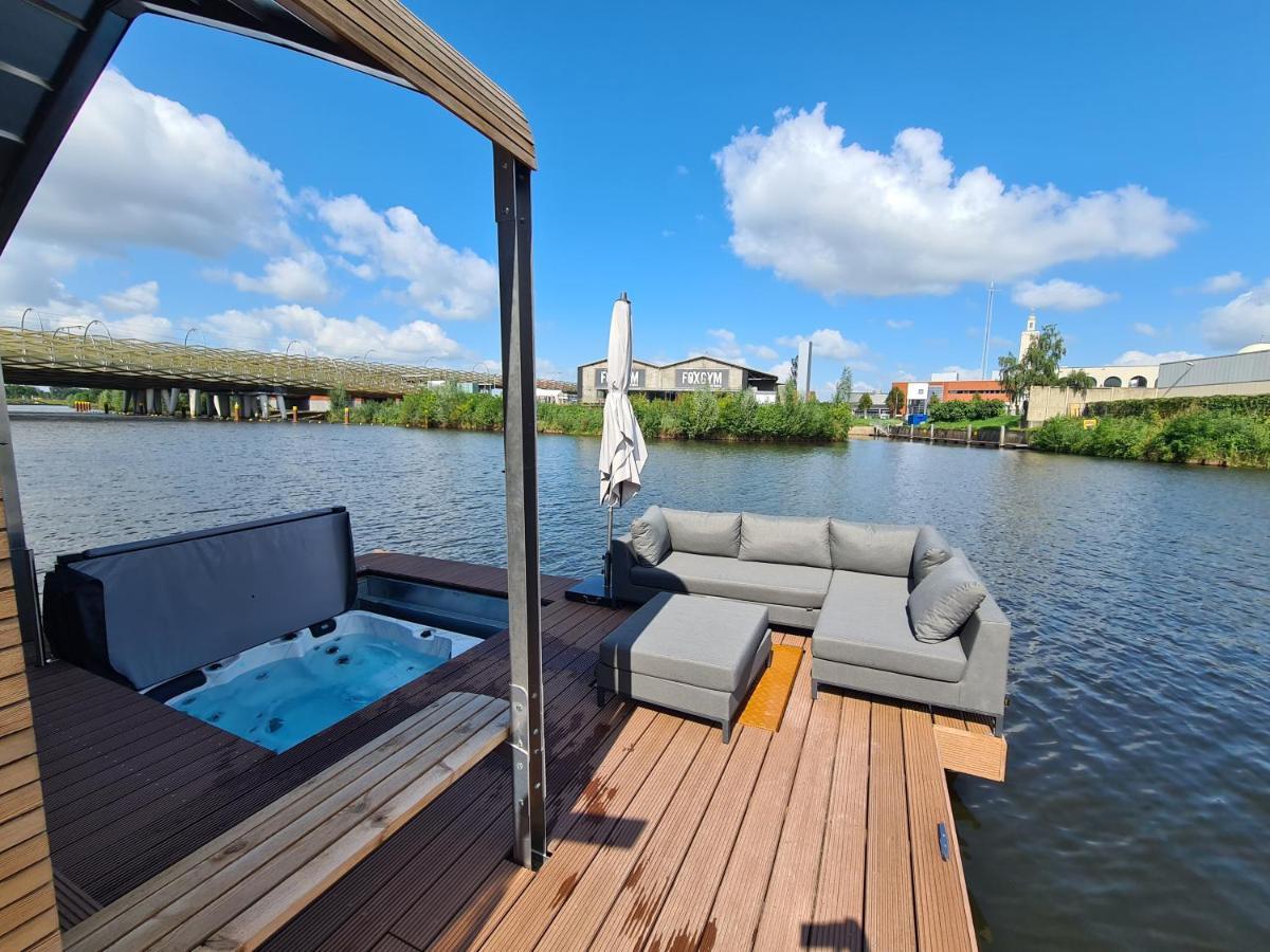 Wikkelboats @ Tramkade Den Bosch Villa Orthen Exterior photo